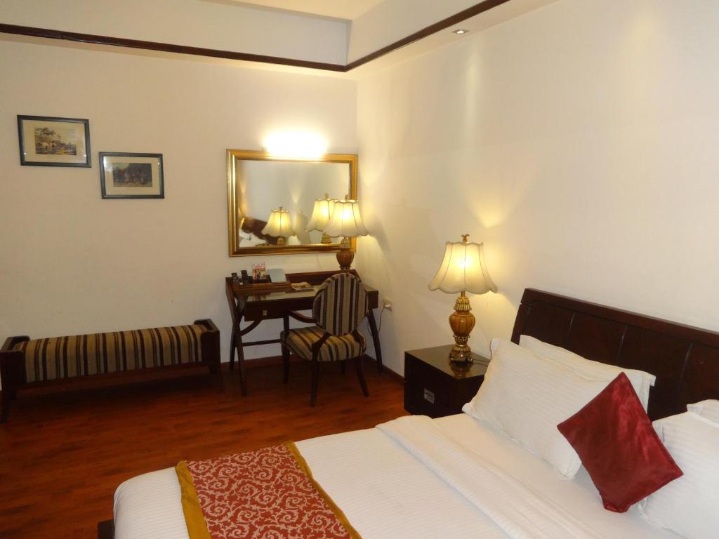 The Picasso Residency - Naraina New Delhi 3*