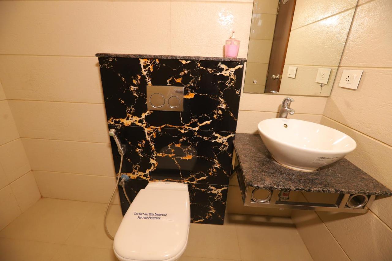 The Picasso Residency - Naraina 3*