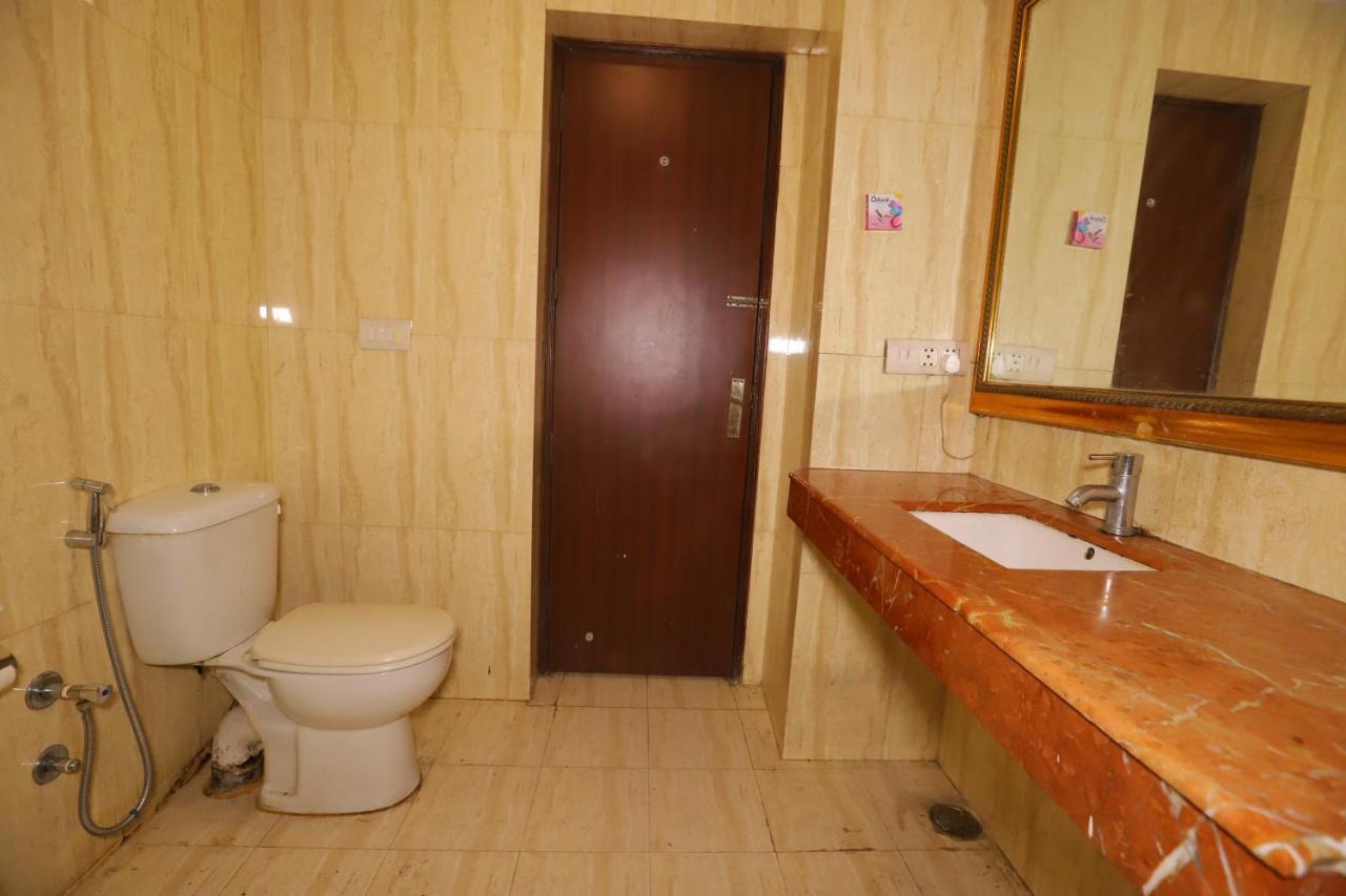 The Picasso Residency - Naraina Hotel 3*