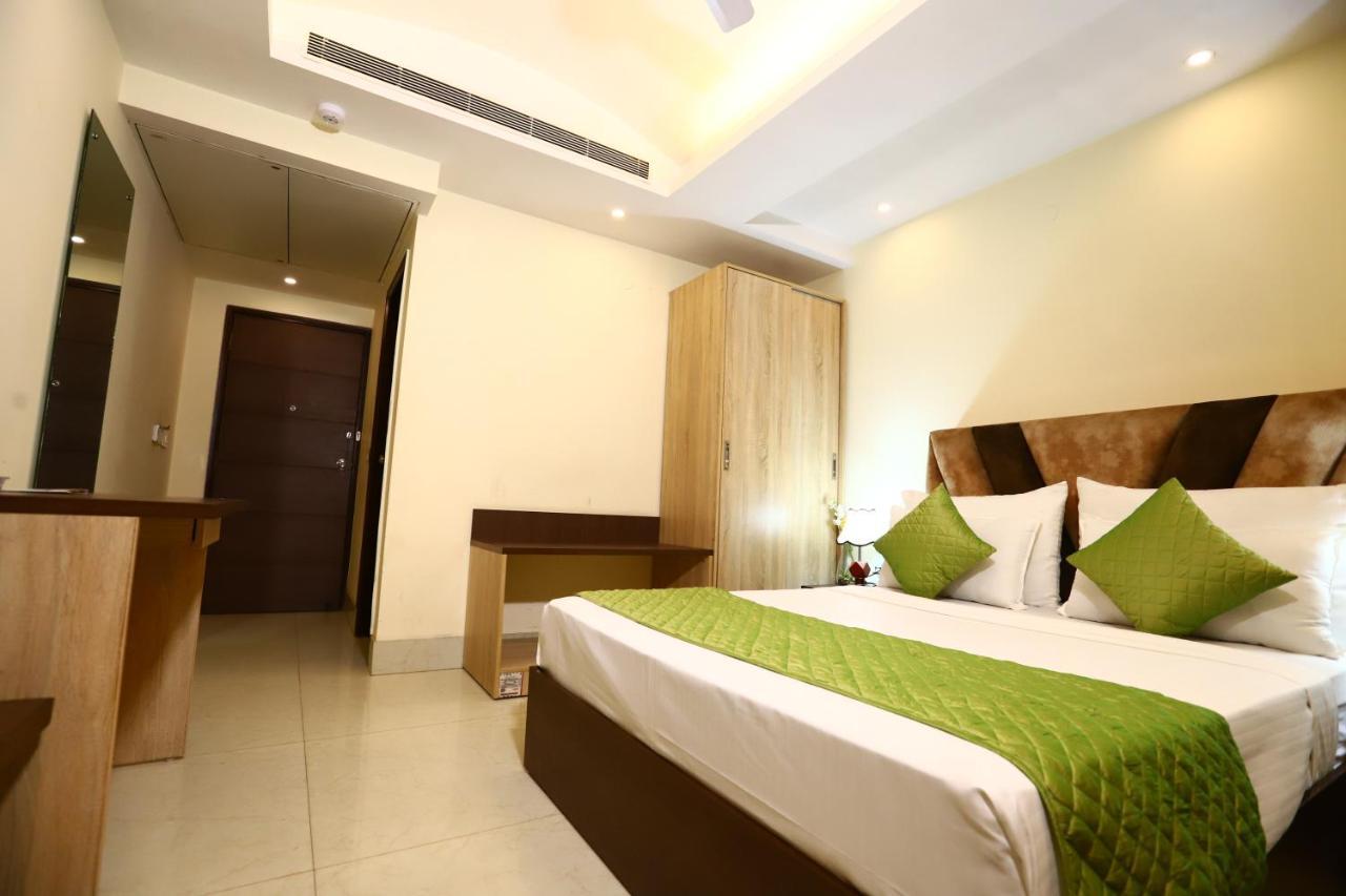 Hotel The Picasso Residency - Naraina New Delhi