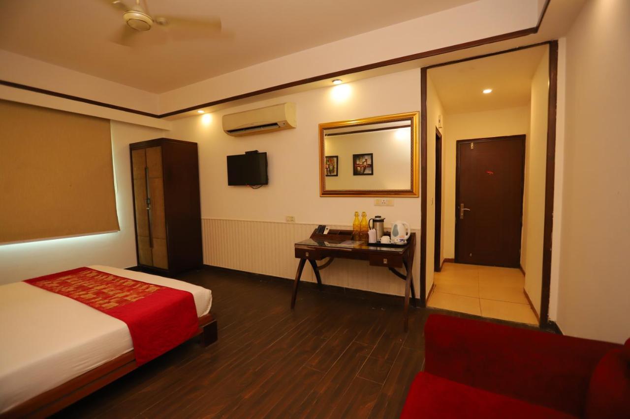 The Picasso Residency - Naraina