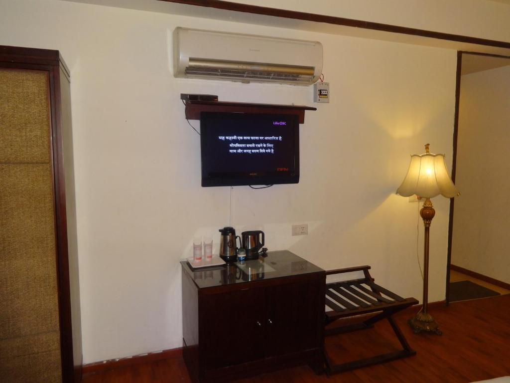 The Picasso Residency - Naraina
