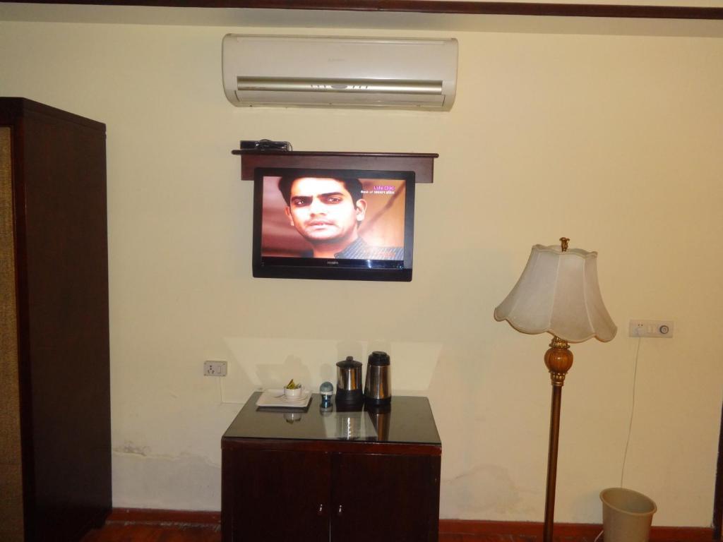 Hotel The Picasso Residency - Naraina